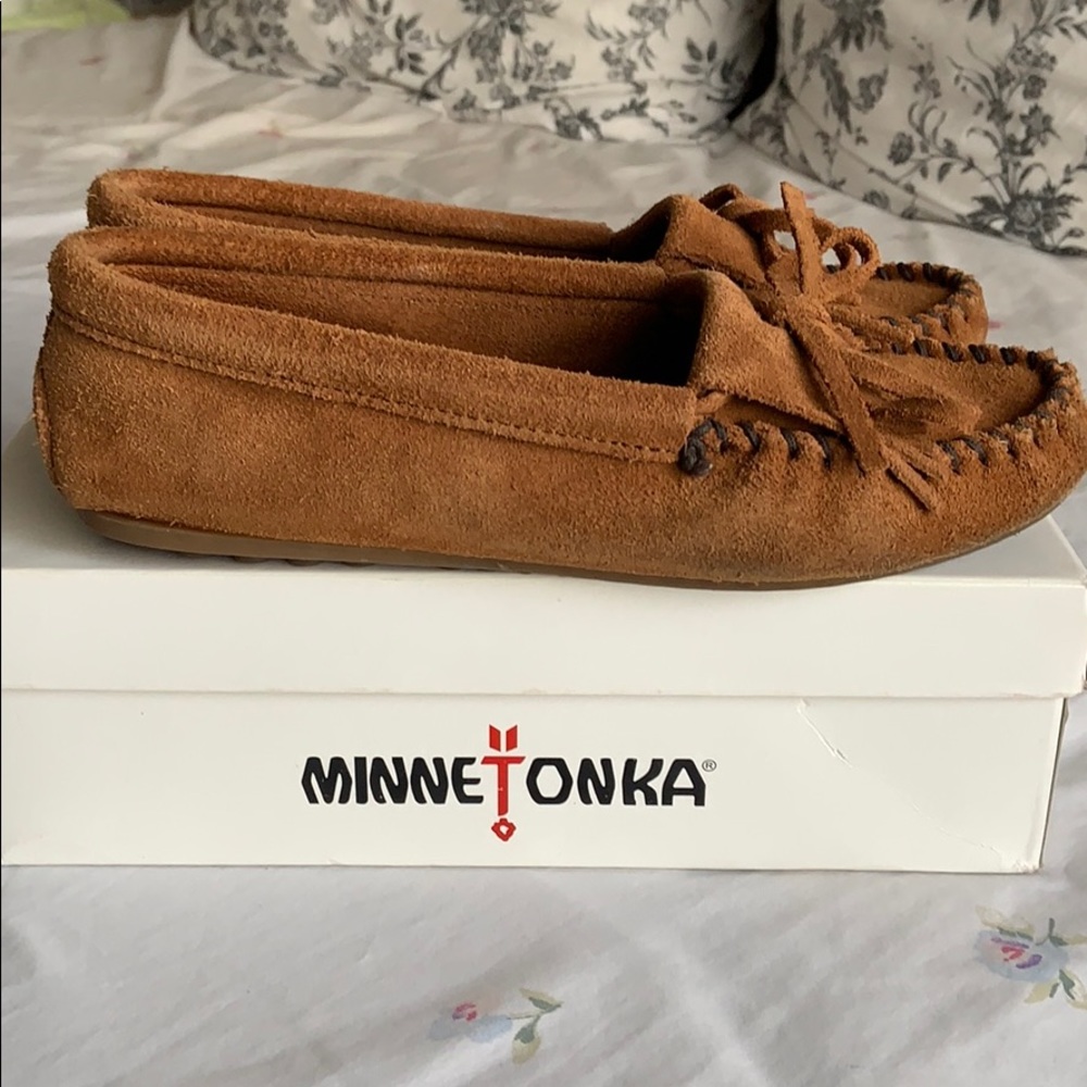Minnetonka suede moccasins
